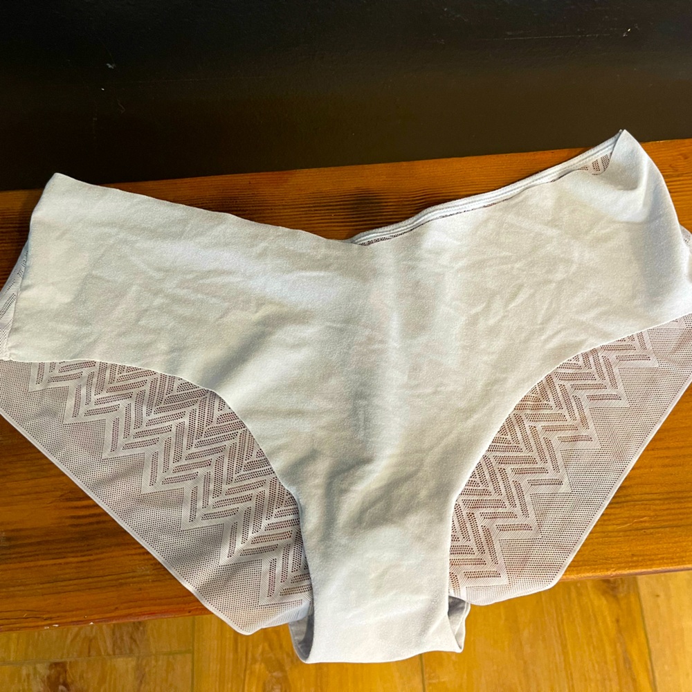 Victorias Secret hiphugger panty. Size large. Light gray. Excellent condition.